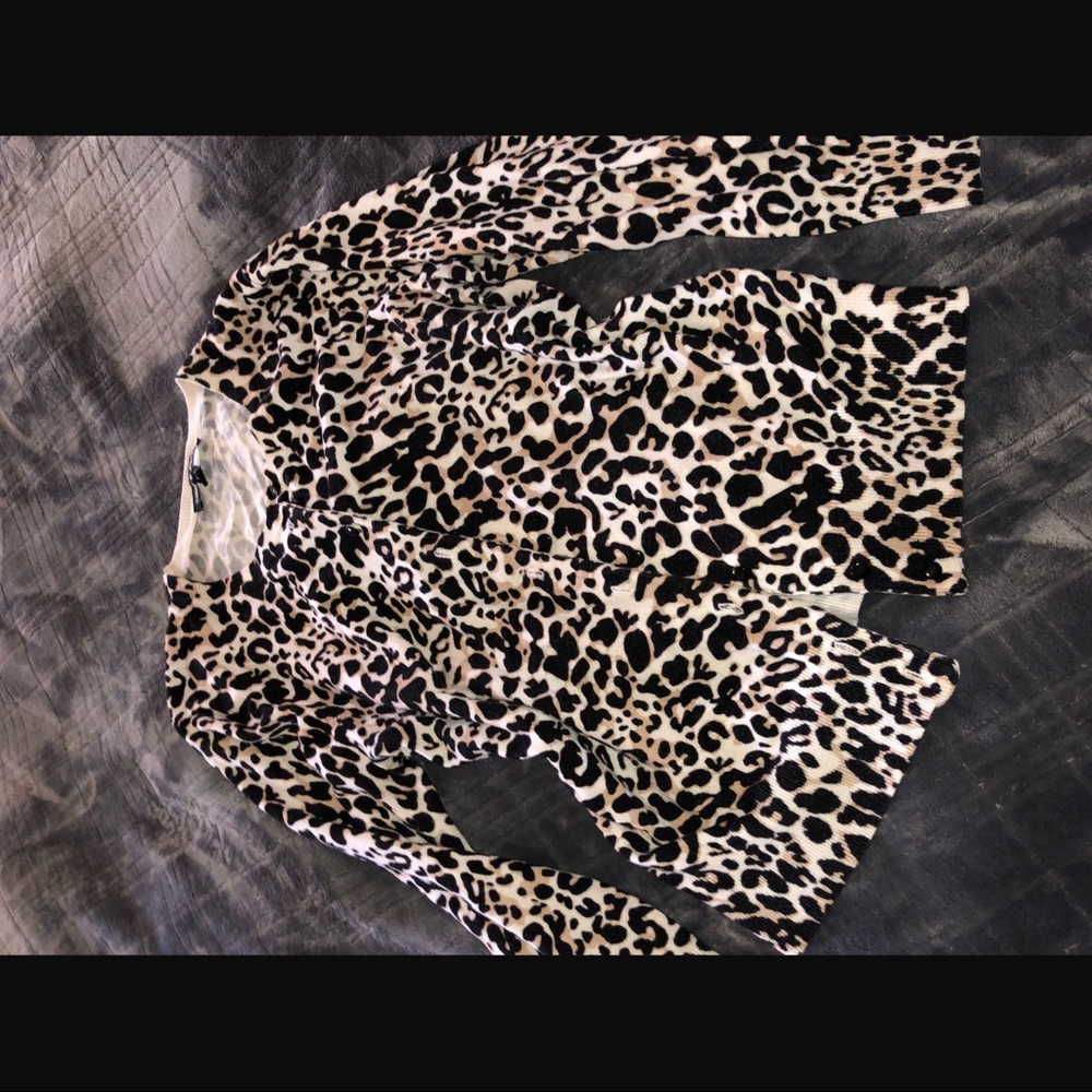 Leopard sweater